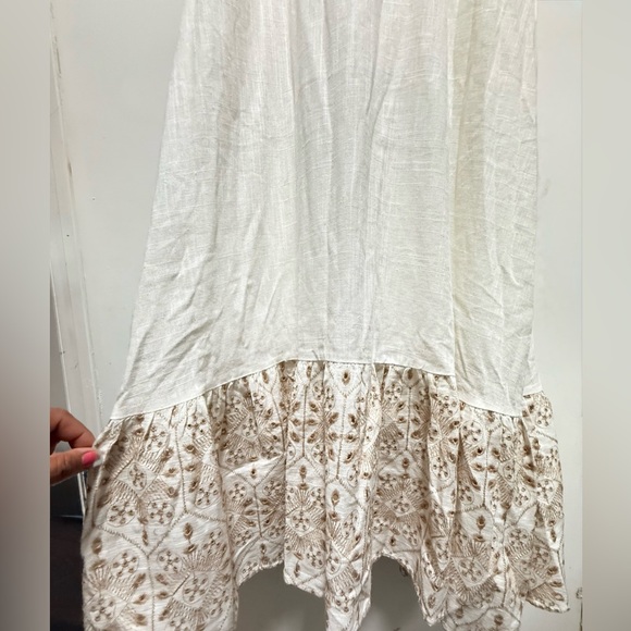 Solitaire Cream Long Sleeve Dress with Floral Details - Picture 2 of 10